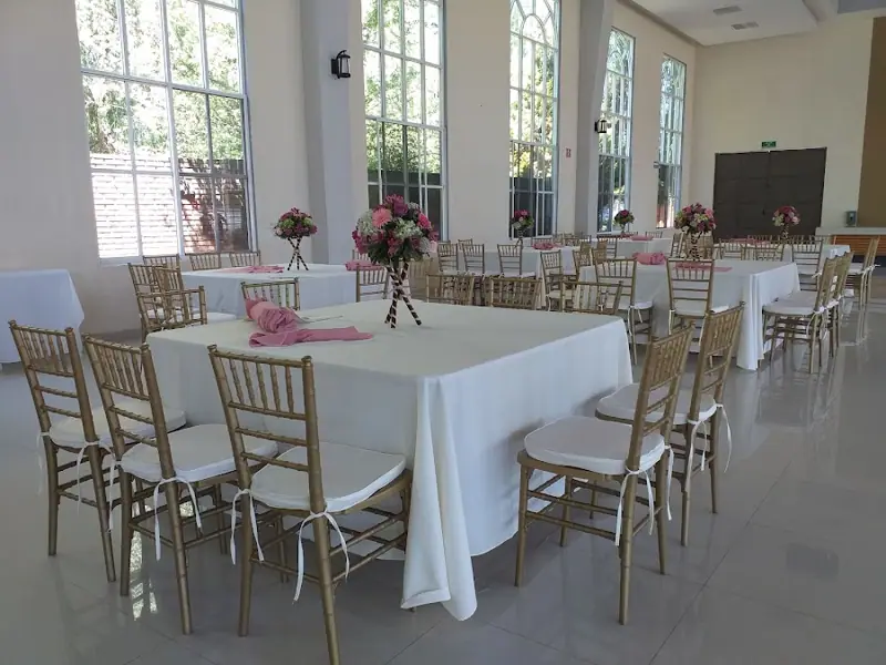 Foto de BANQUETES EDUARDOS renta de sillas y mesas