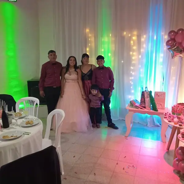 Foto de salon de fiesta