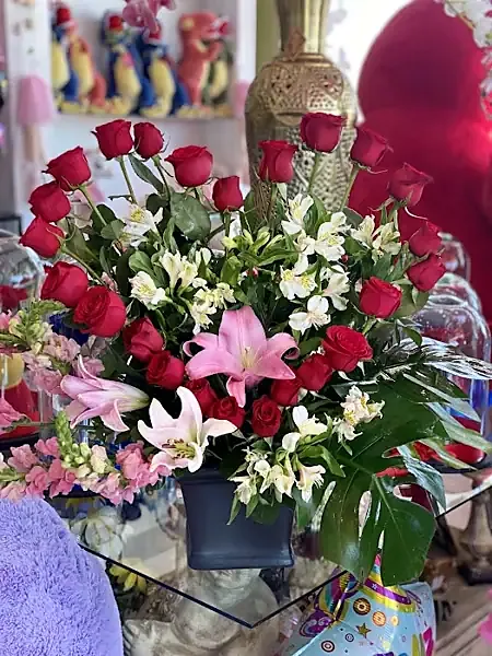 Centro de mesa de Floreria Las Margaritas en Reynosa