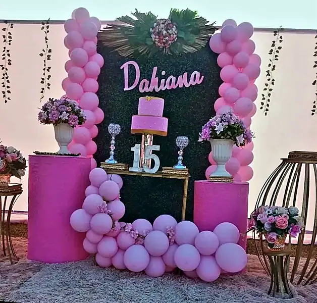 Mampara para fotos de Luz Milagros Decoraciones y Alquileres en Caaguazú