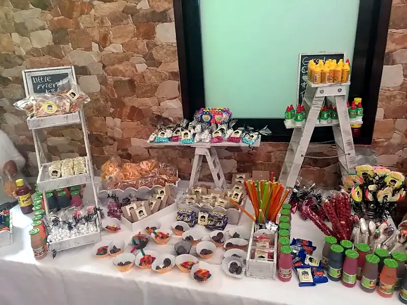 Mesa de dulces de Salon Solei en Morelia