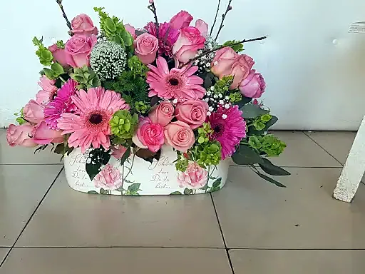 Centro de mesa de floreriaspueblaflordelirio.com en México