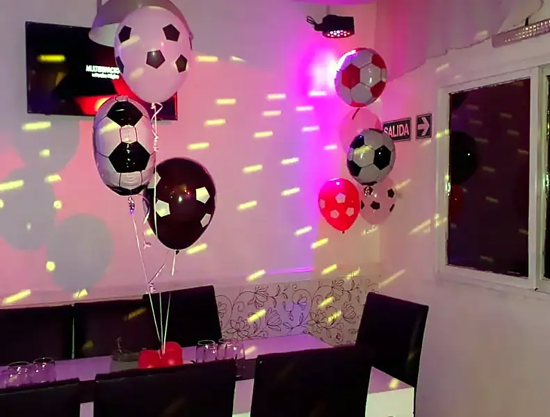 Fiesta temática de Globologia para Eventos Carmen en Carlos Spegazzini