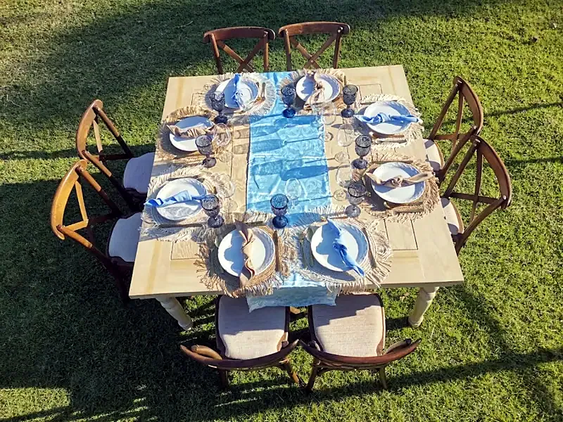 Mesa montada para fiesta de La Pachanga en Tepic