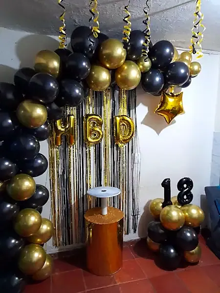 Decoración de cumpleaños de Piñateria Juan Da en Bogotá
