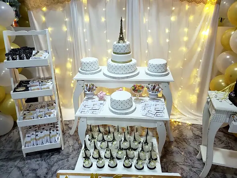 Mesa de postres de Cotillón Eliezer en Rosario