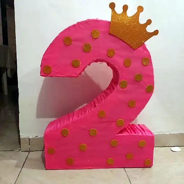 Globos de números de SOFÍA Piñata's en Saltillo