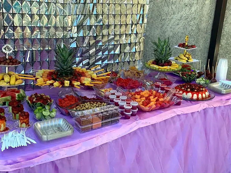 Mesa de dulces de Piñatas BRATZ en Piedras Negras