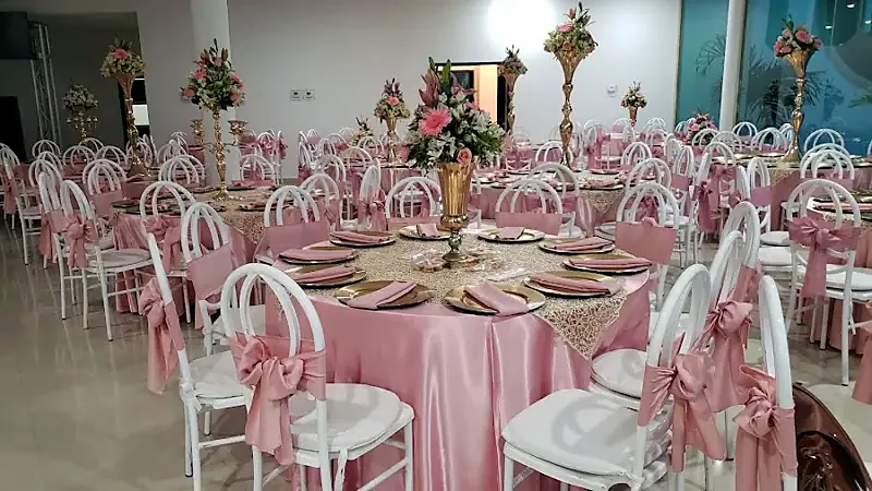 Decoración de XV años de Excellence Manteleria en Reynosa