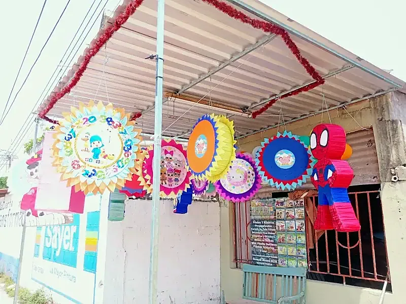 Decoración mexicana de Piñatas Y Detalles Angelita en Coatzacoalcos