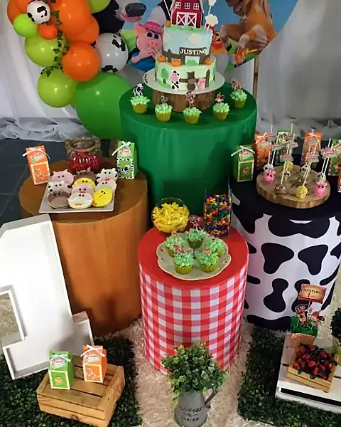 Mesa de dulces de IB DECORACIONES en Sarandi ­ Grande