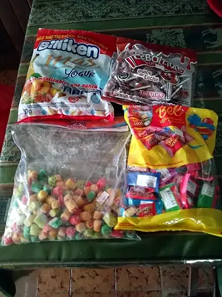 Dulces para fiesta de Poly Pack Express Cotillon en Tres Arroyos