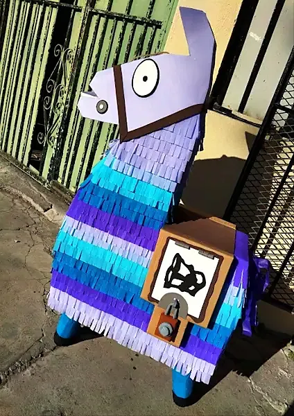 Piñata de Piñateria Yuriem en Matamoros