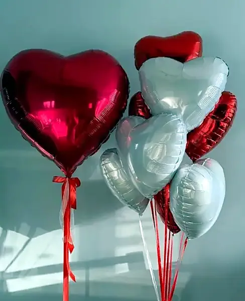 Globos con helio de Globos helio, detalles Dylan Detalles y Decoraciones) en La Victoria